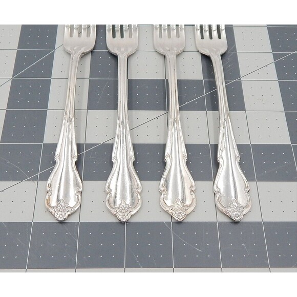 International Silverplate Waverly Dinner Place Forks 7-1/4 Inch Set of 4 - Picture 2 of 15